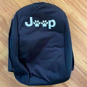 Jeep car console cover.